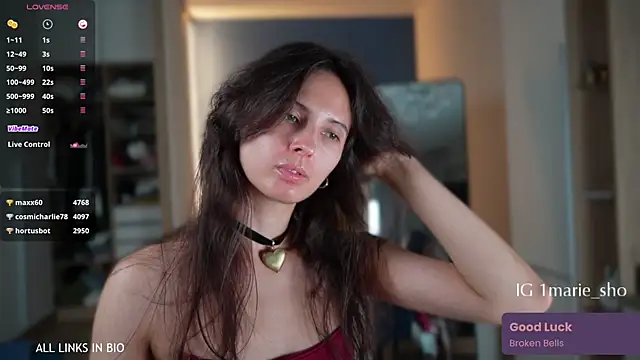 LAUREL HAZEL online show from October 25, 6:13 pm