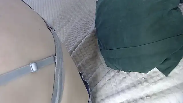 Kiradoll27 online show from November 1, 9:55 am