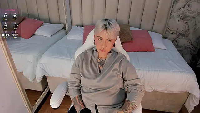 Snapshot of amy_ink chatting on October 1, 11:16 am amy ink online show from October 1, 11:16 am