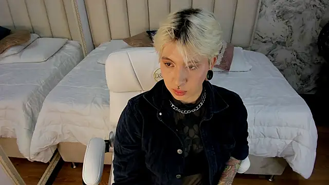 amy ink online show from November 7, 11:10 am