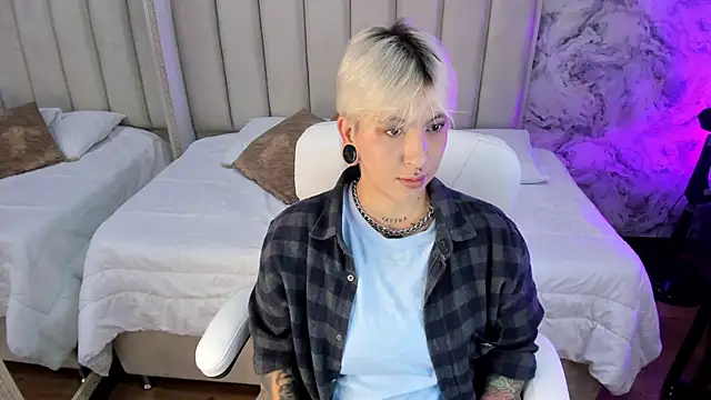 amy ink online show from November 10, 11:09 am