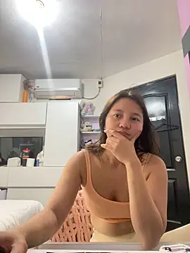 Snapshot of asianmystery203 chatting on December 20, 1:47 am asianmystery203 online show from December 20, 1:47 am