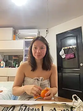 Snapshot of asianmystery203 chatting on January 4, 2:03 am asianmystery203 online show from January 4, 2:03 am