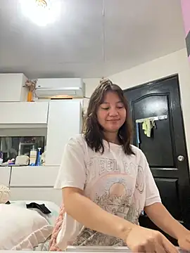 Snapshot of asianmystery203 chatting on February 12, 12:48 am asianmystery203 online show from February 12, 12:48 am