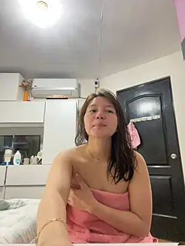 Snapshot of asianmystery203 chatting on February 21, 1:22 am asianmystery203 online show from February 21, 1:22 am