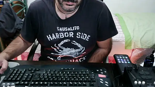 Italian dark desire online show from November 19, 10:10 pm