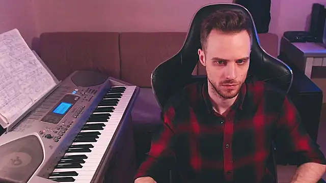 Snapshot of Sweetparker chatting on October 18, 6:30 pm Sweetparker online show from October 18, 6:30 pm