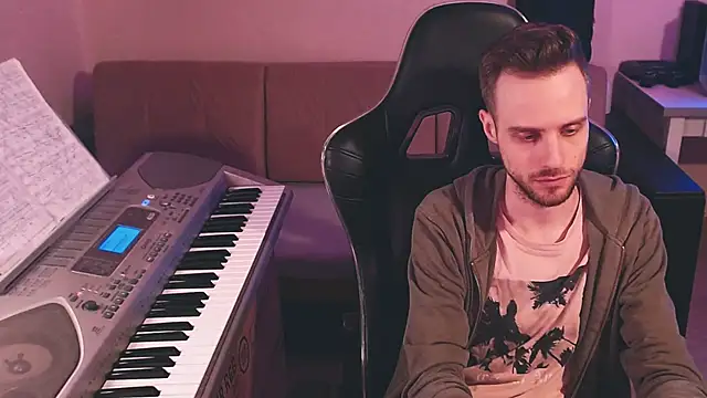 Snapshot of Sweetparker chatting on October 20, 6:03 am Sweetparker online show from October 20, 6:03 am