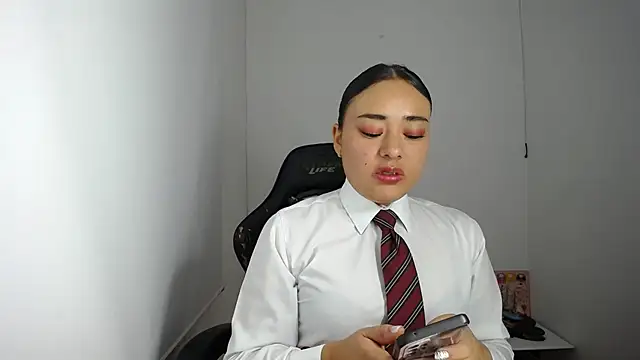 ReyleDoll online show from December 20, 7:39 pm