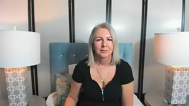 EricaTop online show from March 5, 6:56 pm