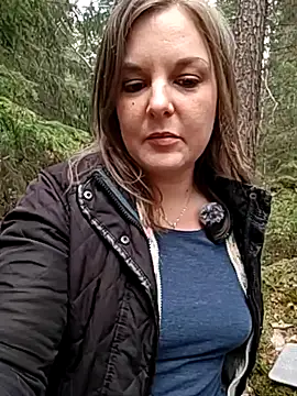 Snapshot of SwedishJennifer chatting on March 16, 1:26 pm SwedishJennifer online show from March 16, 1:26 pm