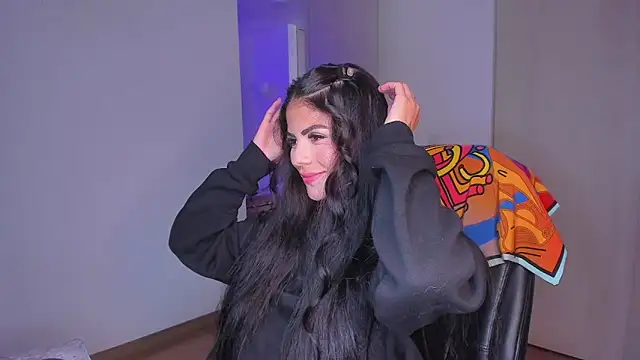 Lisegg  online show from December 22, 6:49 pm