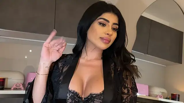 ArabicBarbie online show from March 26, 9:53 pm