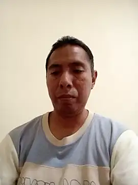 Snapshot of desnudo_Sexoxo chatting on January 21, 8:43 pm desnudo Sexoxo online show from January 21, 8:43 pm