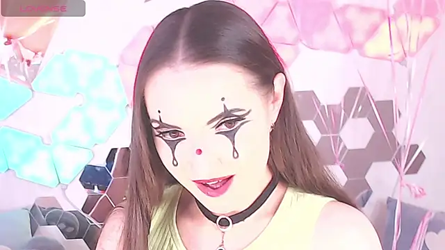 Snapshot of LexiKiss chatting on January 11, 11:23 am LexiKiss online show from January 11, 11:23 am