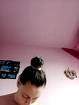 SexyAmanda32 online show from February 7, 1:53 pm