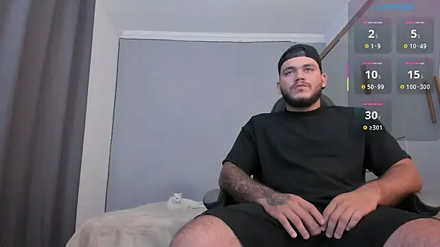AyJeeEm online show from June 25, 5:28 pm