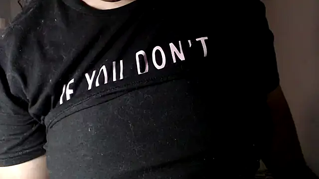 Snapshot of Sexymona1218 chatting on September 30, 12:37 am Sexymona1218 online show from September 30, 12:37 am