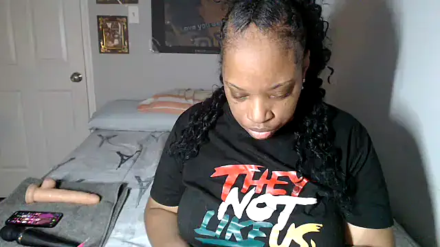 Snapshot of Sexymona1218 chatting on October 22, 8:58 am Sexymona1218 online show from October 22, 8:58 am