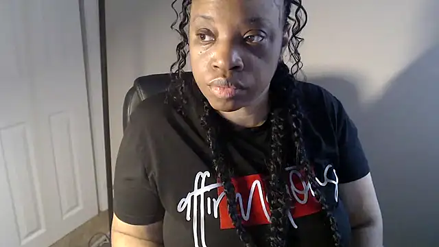 Sexymona1218 online show from May 10, 11:04 am