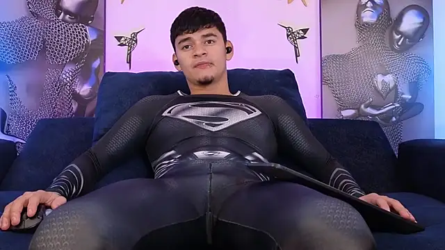 VikoHands online show from November 25, 9:15 pm