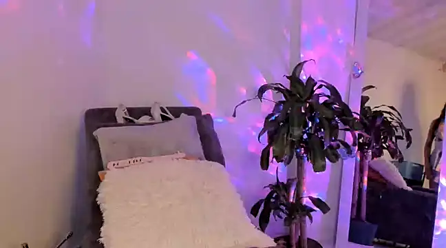kirasofia online show from January 22, 3:41 am