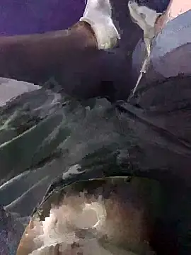 Curvy conda online show from January 12, 8:25 pm