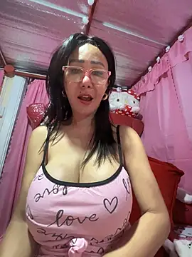 sweetieme online show from March 13, 10:36 am