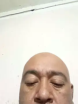 GeorgeVergaGrues online show from December 19, 6:12 am