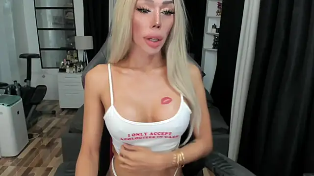 Forever MissCandace online show from March 4, 4:07 am