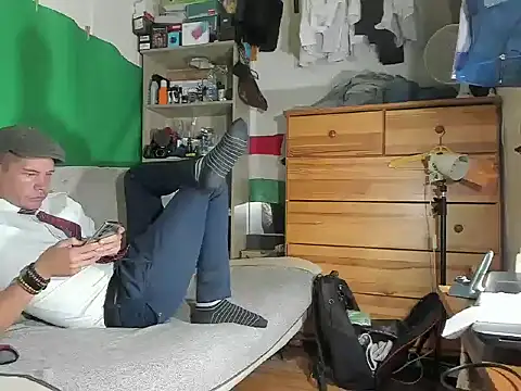 Snapshot of viraglaci18@xh chatting on October 8, 6:16 pm viraglaci18xh online show from October 8, 6:16 pm