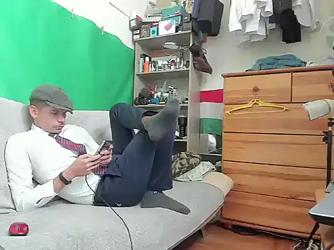 Snapshot of viraglaci18@xh chatting on October 12, 1:21 pm viraglaci18xh online show from October 12, 1:21 pm