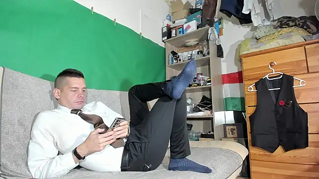 Snapshot of viraglaci18@xh chatting on November 5, 3:34 pm viraglaci18xh online show from November 5, 3:34 pm