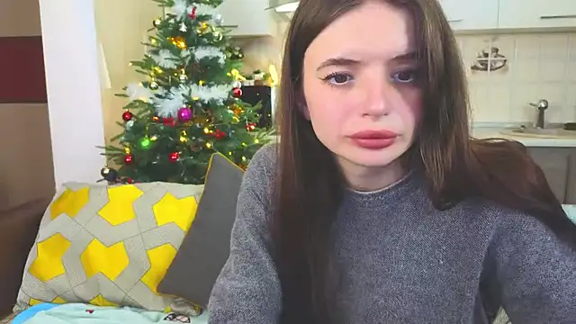 Snapshot of Naughty_Alice chatting on December 10, 2:17 pm Naughty Alice online show from December 10, 2:17 pm
