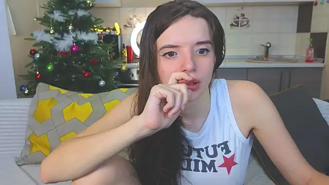 Snapshot of Naughty_Alice chatting on January 16, 12:53 pm Naughty Alice online show from January 16, 12:53 pm