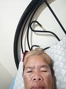 sexylizzy4u online show from February 13, 7:42 pm