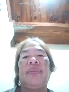 sexylizzy4u online show from February 19, 1:40 am