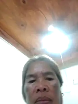 sexylizzy4u online show from February 19, 7:39 am