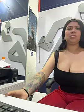 emilyjohanson online show from June 6, 4:12 pm