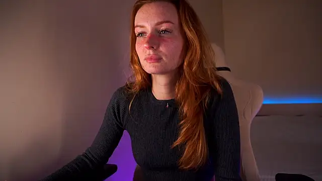 Snapshot of Liuba_Fox chatting on January 17, 7:49 pm Liuba Fox online show from January 17, 7:49 pm