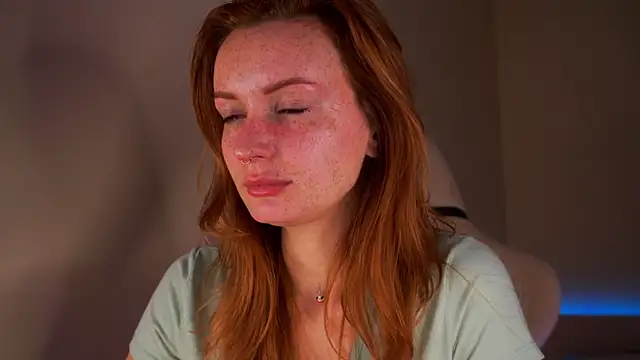 Snapshot of Liuba_Fox chatting on January 18, 11:33 pm Liuba Fox online show from January 18, 11:33 pm