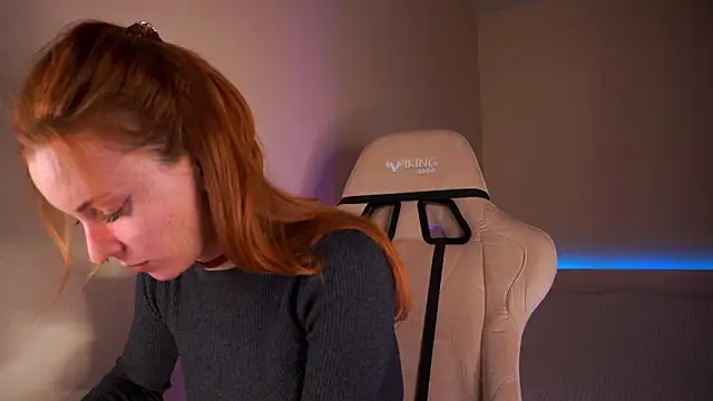 Snapshot of Liuba_Fox chatting on January 22, 8:06 pm Liuba Fox online show from January 22, 8:06 pm