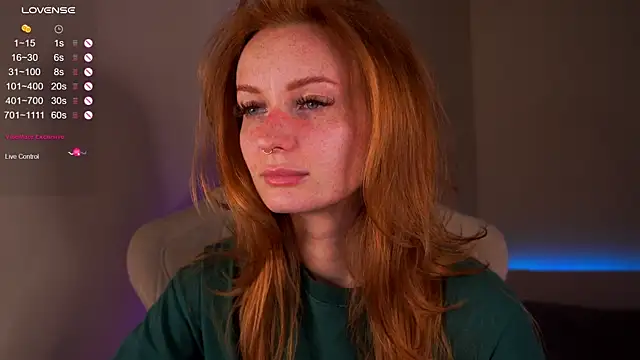 Snapshot of Liuba_Fox chatting on February 3, 11:47 pm Liuba Fox online show from February 3, 11:47 pm