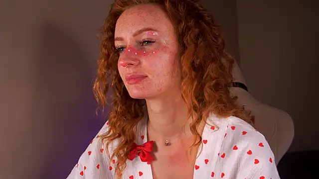 Snapshot of Liuba_Fox chatting on February 12, 7:56 pm Liuba Fox online show from February 12, 7:56 pm