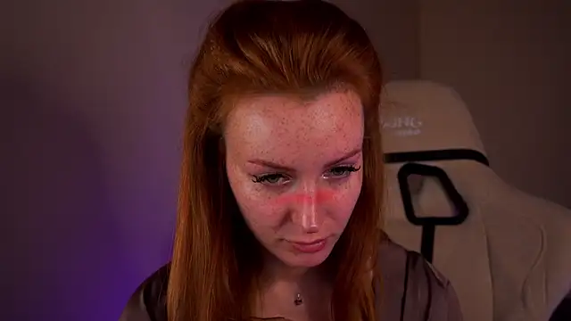 Snapshot of Liuba_Fox chatting on February 17, 7:42 pm Liuba Fox online show from February 17, 7:42 pm