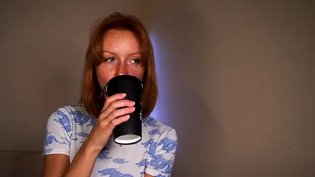 Snapshot of Liuba_Fox chatting on March 10, 7:19 pm Liuba Fox online show from March 10, 7:19 pm