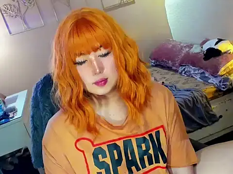 HOTnWILDalice online show from February 24, 4:38 am