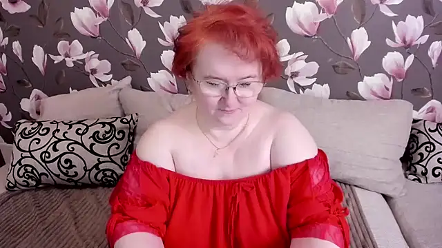 leiamillersonn online show from February 9, 4:25 am