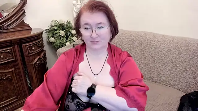 leiamillersonn online show from September 23, 6:27 am