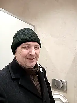 Pokaz2020 online show from November 30, 3:16 pm